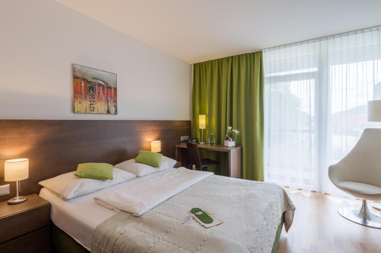 Wesenufer Hotel & Seminarkultur An Der Donau Dış mekan fotoğraf